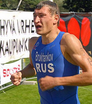 Брюханков финишировал десятым