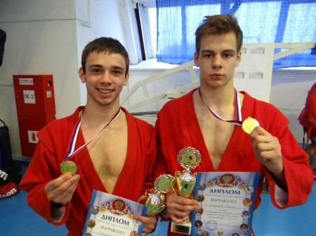 Самбисты Ярославля успешно выступили на международных и российских соревнованиях