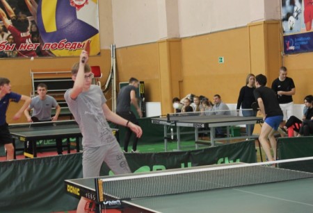 В Ярославле прошел первый этап соревнований по настольному теннису среди студентов колледжей региона