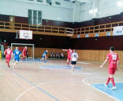 Спортивные клубы Рыбинского района встретились на мини-футбольном поле