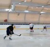 В Некрасовском в эти дни проходит тренировочный лагерь для хоккеистов