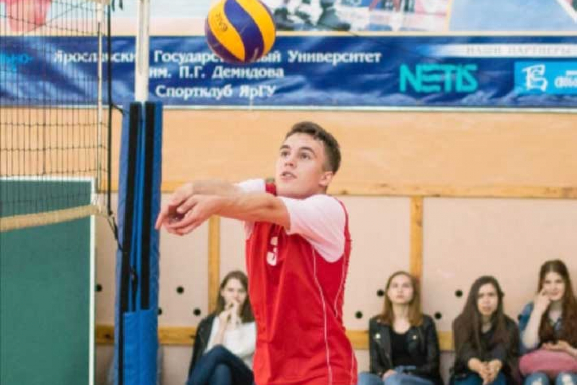 #спортврежимеonline: либеро сборной ЯрГУ по волейболу Кирилл Ронжин