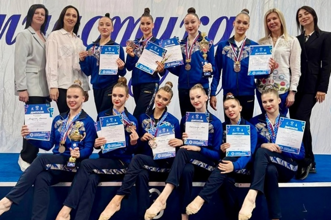 Бронза и личном первенстве, и в группе