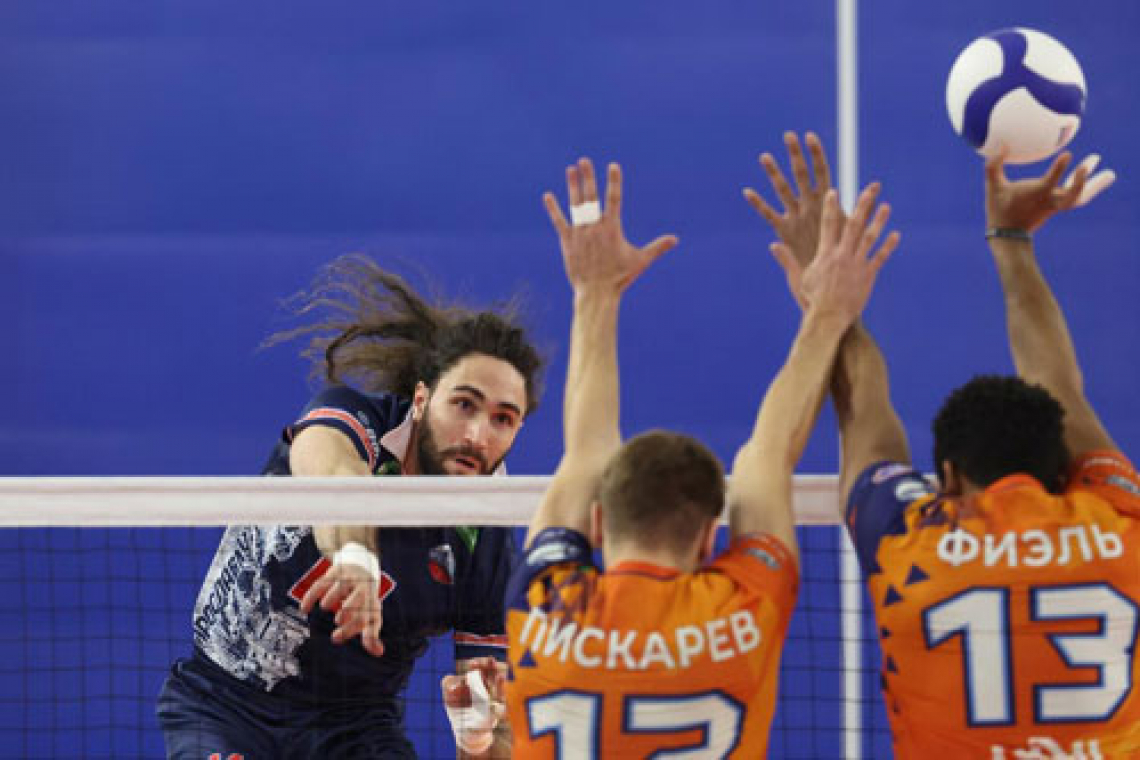 Снова поражение с 0:3