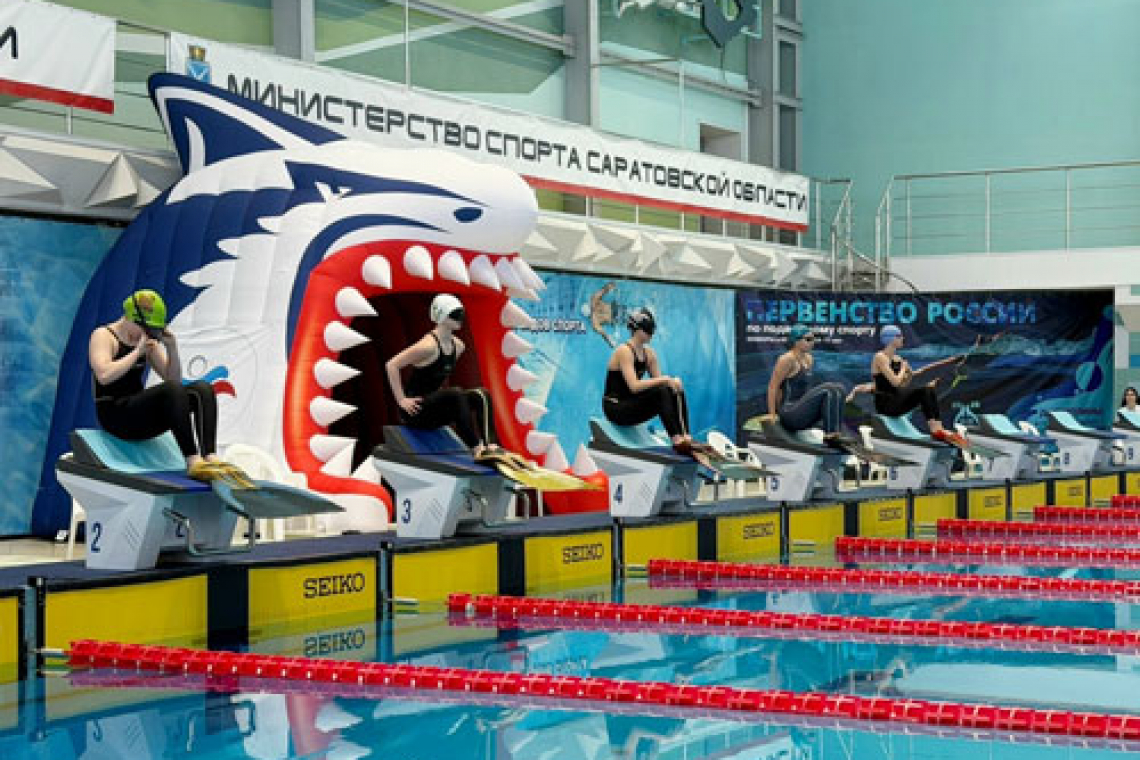 Начали с золота и серебра