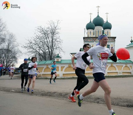 В Тутаеве прошел первый этап нового сезона проекта «Бегом по «Золотому кольцу»