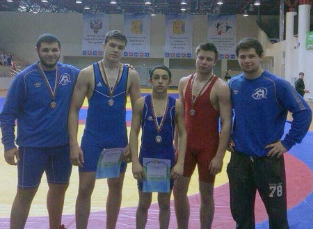 Пять медалей борцов Ярославля