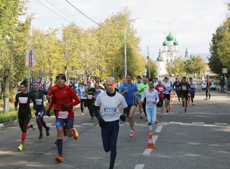 В Ростове прошел полумарафон «Ростов Великий»