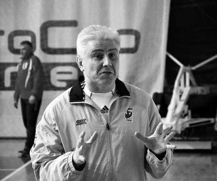 Человек, влюбленный в футбол. Ушел из жизни Сергей Новоселов...