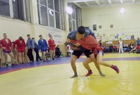 Ярославские самбисты приняли участие в новом студенческом турнире